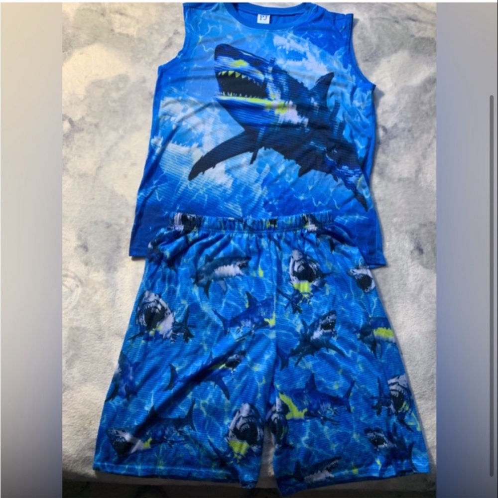Shark shirt and short set